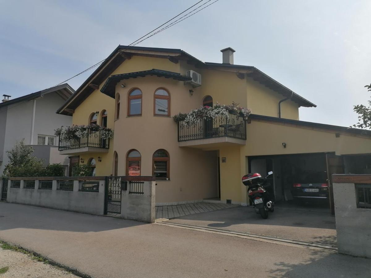 Rooms Delux Сараево Екстериор снимка